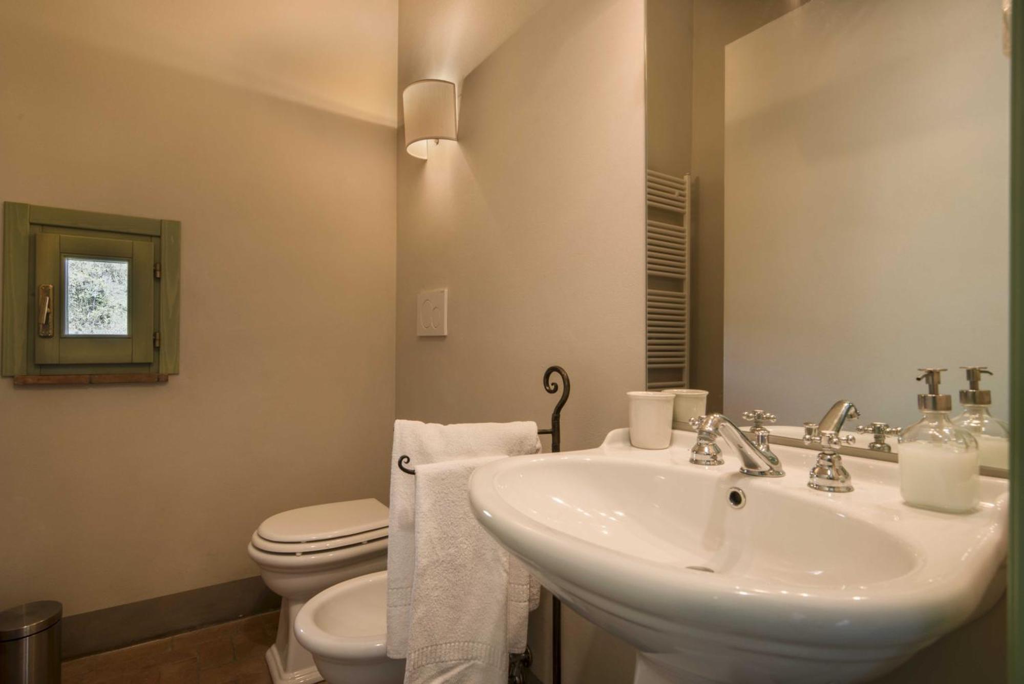 Borgo Di Camporsevoli Villa Екстериор снимка