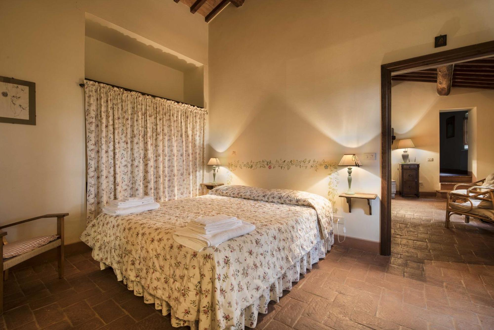 Borgo Di Camporsevoli Villa Екстериор снимка